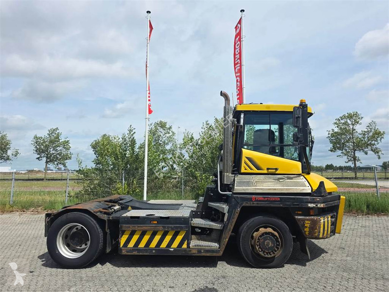 Tracteur de manutention Terberg 4x4
