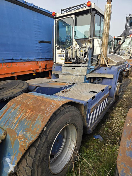 جرار مناولة Terberg | TERMINAL TRACTOR 4X4|...