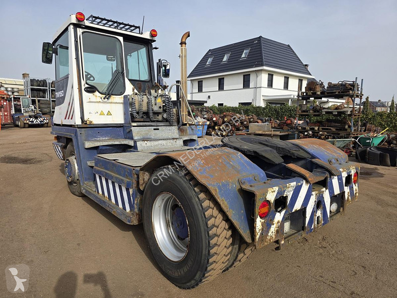 جرار مناولة Terberg | TERMINAL TRACTOR 4X4|...