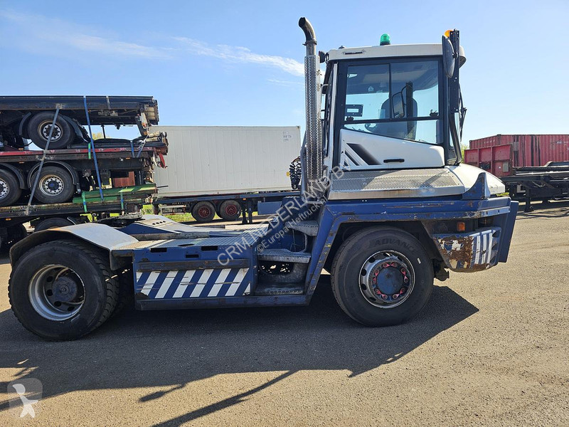 جرار مناولة Terberg | TERMINAL TRACTOR 4X4|...