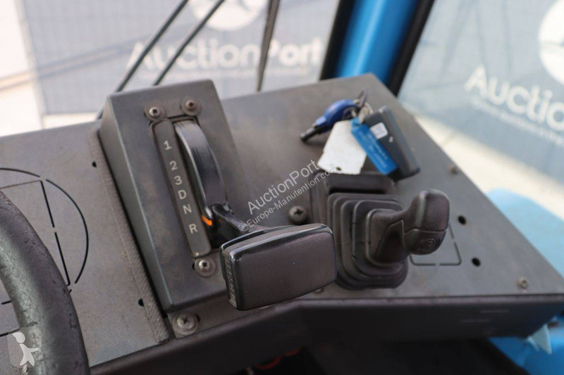 Manipulační traktor Terberg YT180