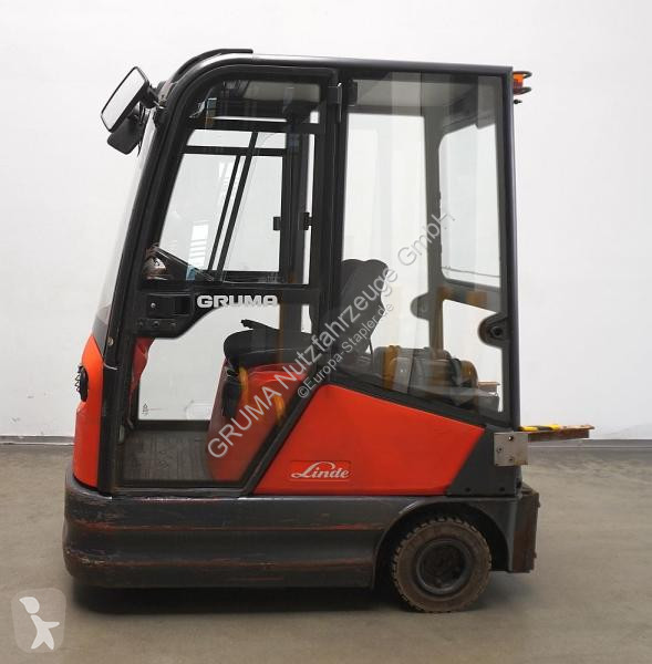 Carrello trattore Linde 126
