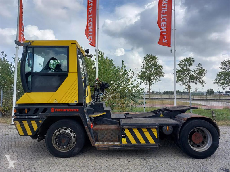 Carrello trattore Terberg RT282 4x4