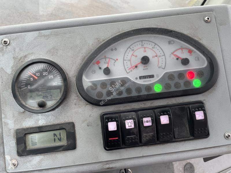 جرار مناولة Mafi  T230