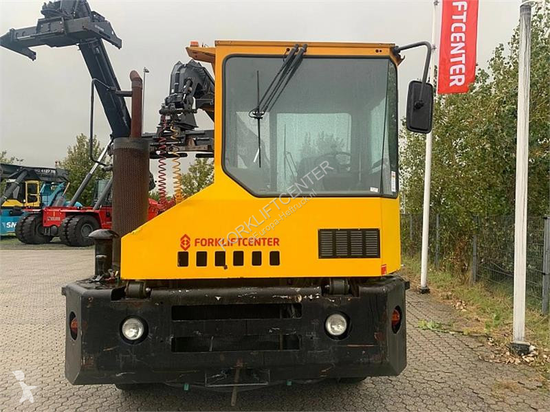 Magazijntrekker Sisu TRX182A4L2C18