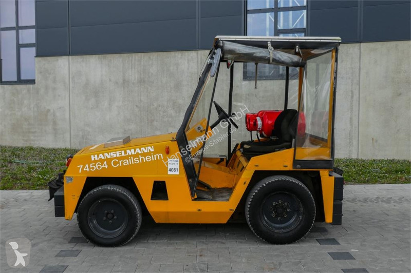 جرار مناولة Clark GT 50E