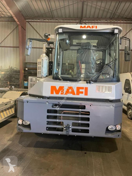جرار مناولة Mafi  R336
