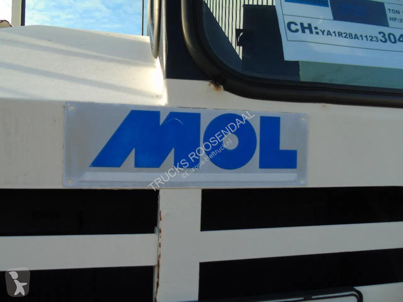 Влекач MOL YT 200 4X2