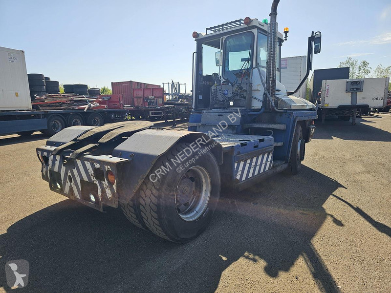 جرار مناولة Terberg | TERMINAL TRACTOR 4X4|...