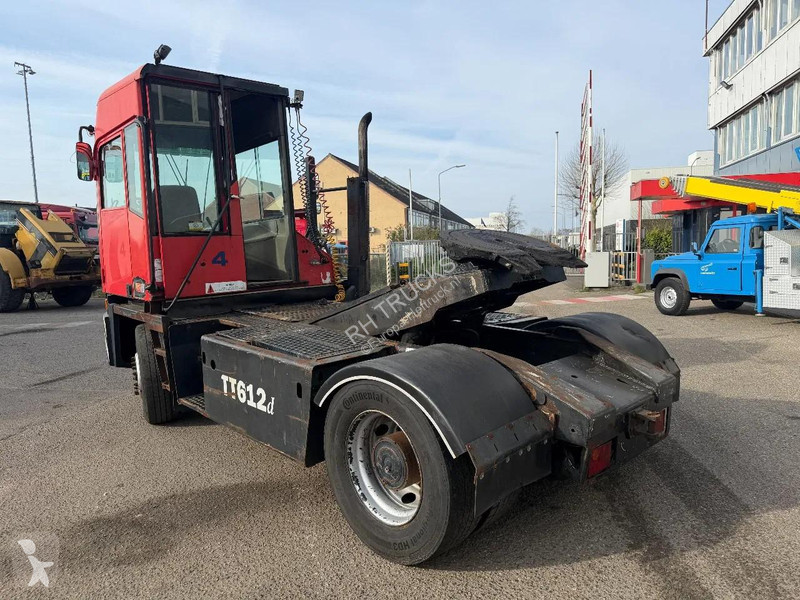 Влекач Kalmar TT612D