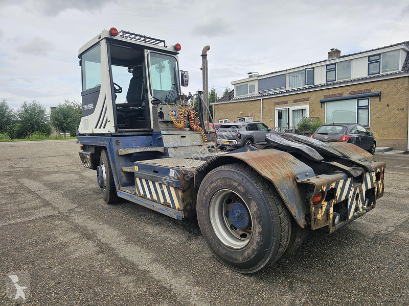 Alt utilaj Terberg /TERMINAL TRACTOR 4X4/...