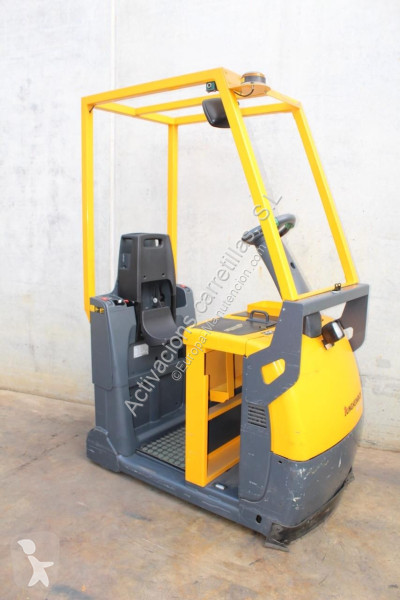 货运拖拉机 Jungheinrich EZS 350 XL