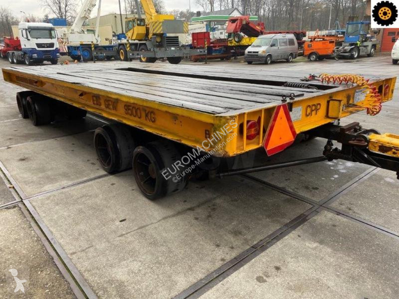 Tractor de movimentação   85 TONNES