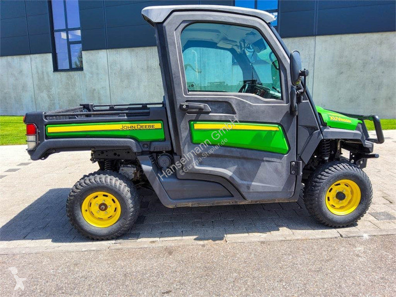 جرار مناولة John Deere XUV865M