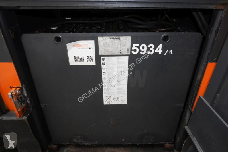جرار مناولة Linde 127-05