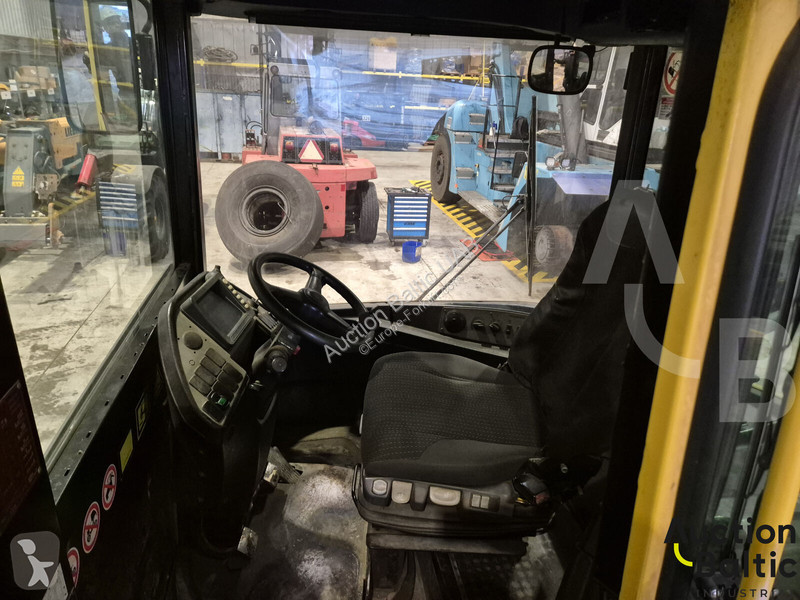 Тягач складской буксирный Terberg