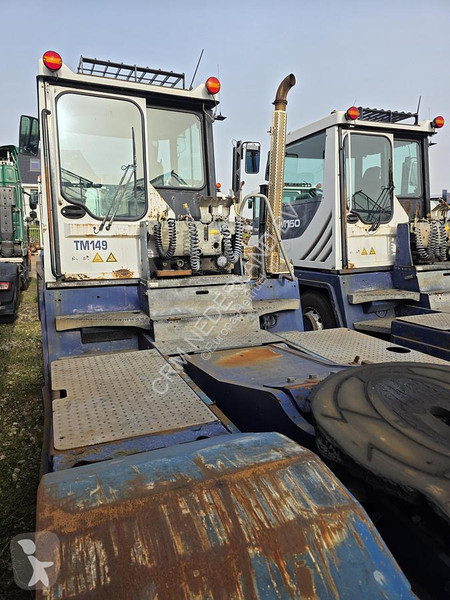 جرار مناولة Terberg | TERMINAL TRACTOR 4X4|...