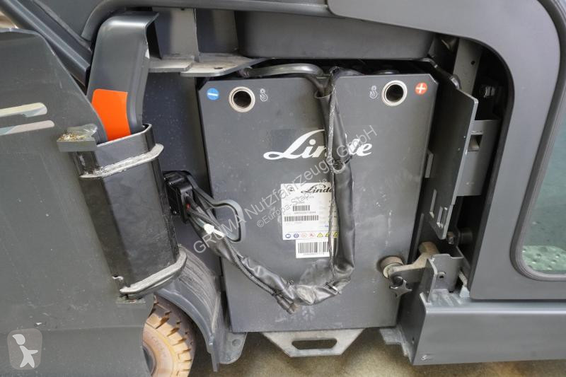 جرار مناولة Linde  P 80 1191