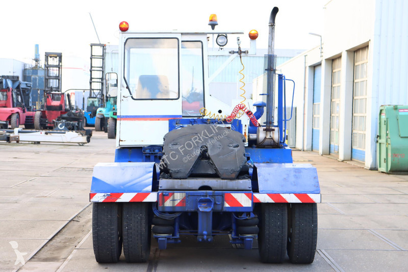 Magazijntrekker Terberg TRT89