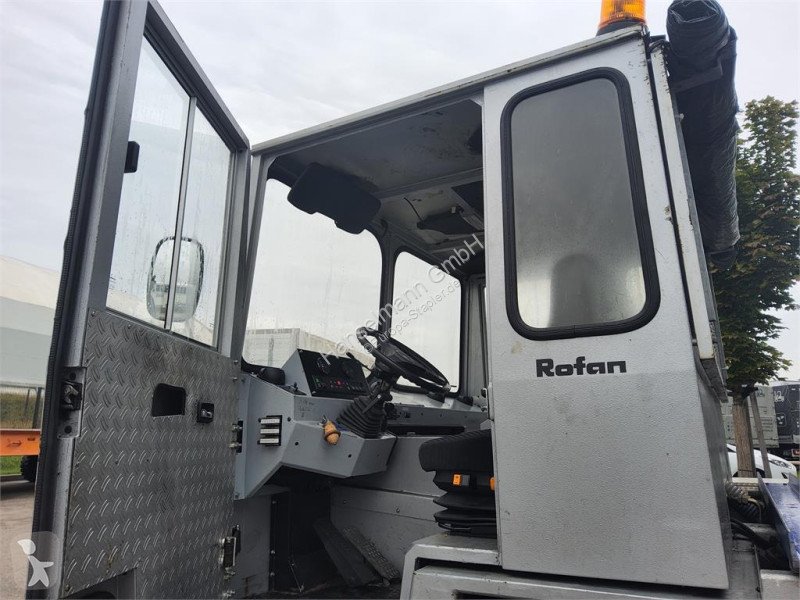 جرار مناولة Rofan TPR-10