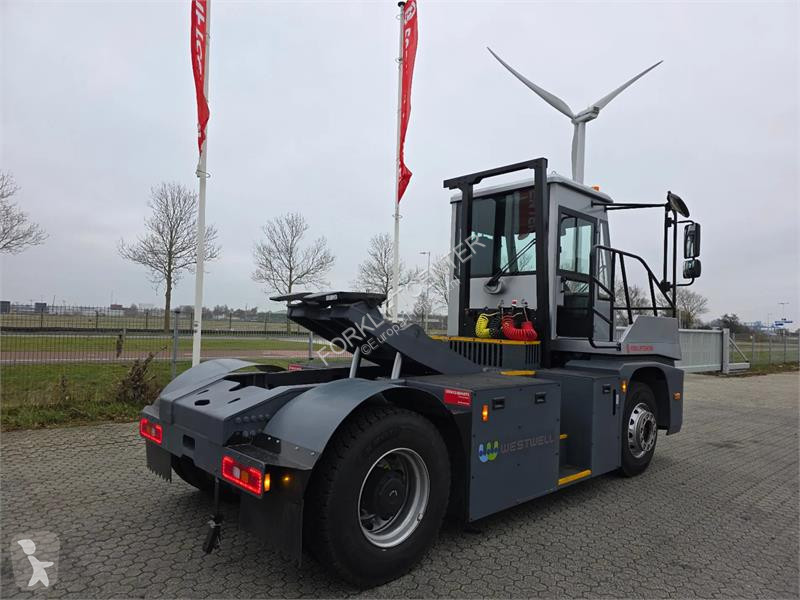 جرار مناولة  E-Truck S2
