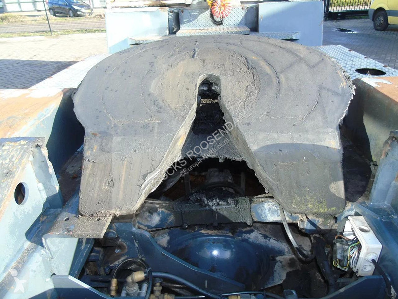 Влекач MOL YT 200 4X2