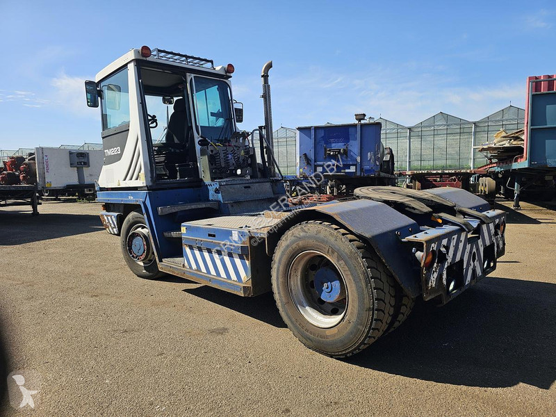 جرار مناولة Terberg | TERMINAL TRACTOR 4X4|...