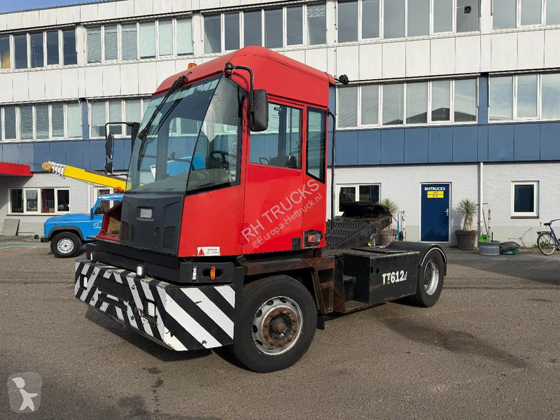 Влекач Kalmar TT612D