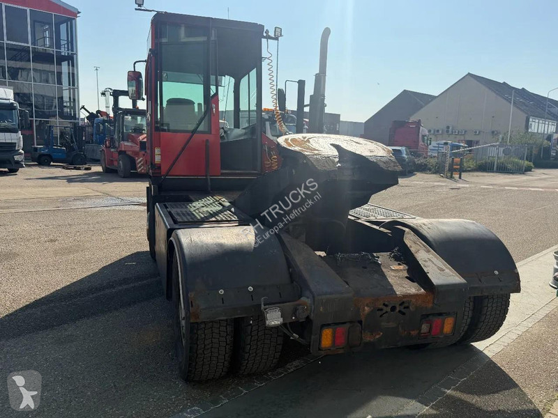 جرار مناولة Kalmar TT612D