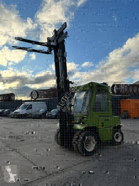 Tracteur de manutention Clark Equipment C500...