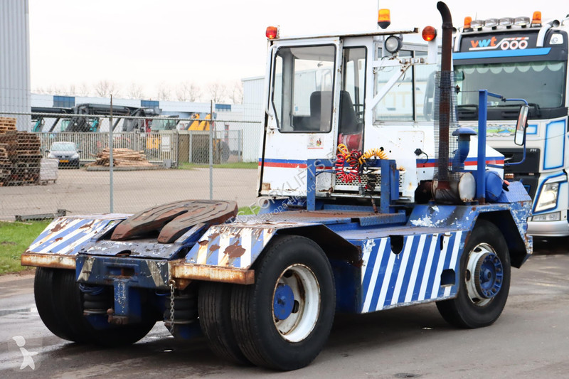 Carrello trattore Terberg TRT89
