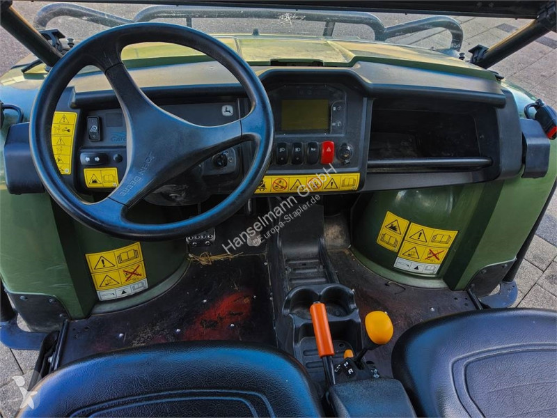 جرار مناولة John Deere XUV855M S4