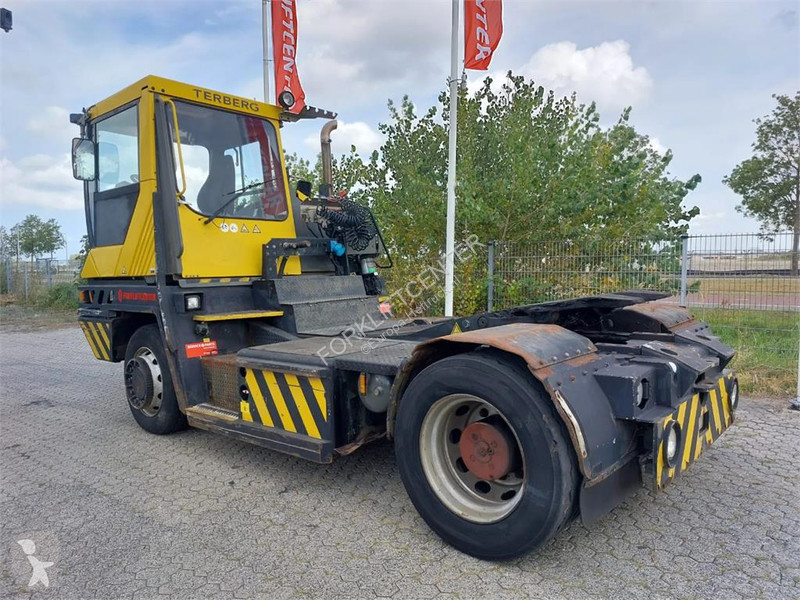 Carrello trattore Terberg RT282 4x4