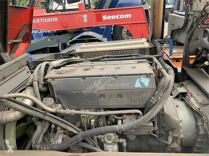 Magazijntrekker Terberg 4x4