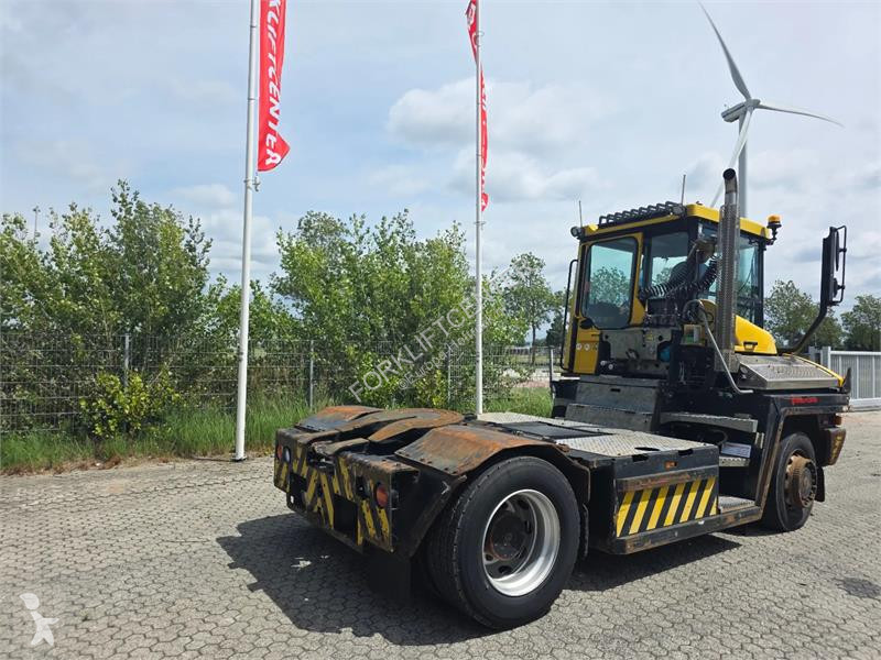 Magazijntrekker Terberg 4x4