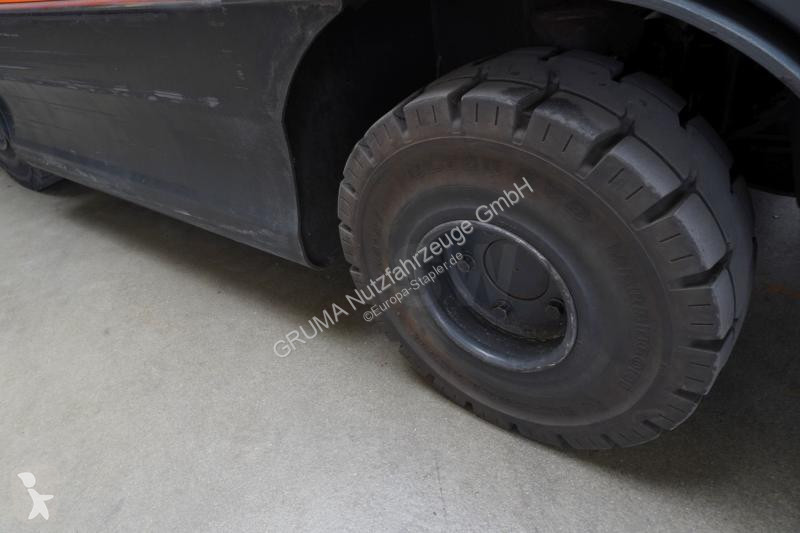 جرار مناولة Linde 127-05