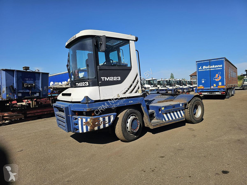 جرار مناولة Terberg | TERMINAL TRACTOR 4X4|...