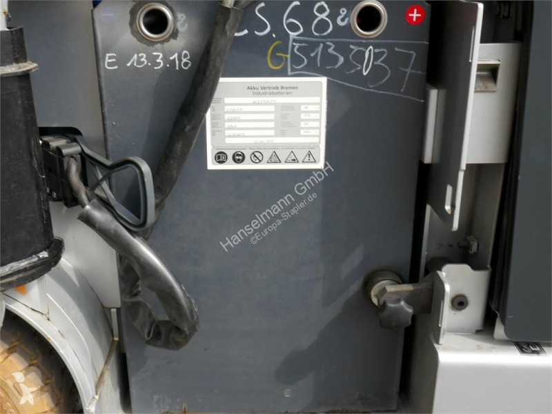 جرار مناولة Still LTX80