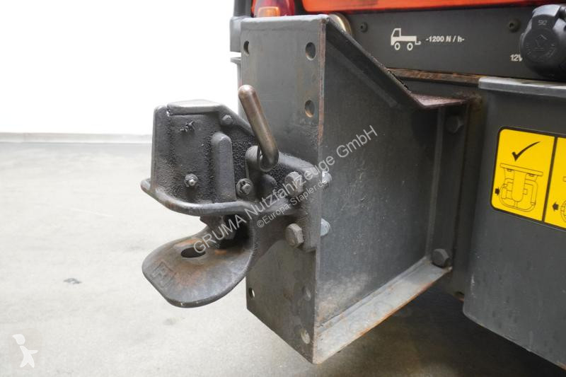 Cabeza tractora de maniobra Linde 126