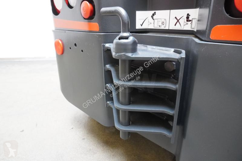 جرار مناولة Linde  P 80 1191