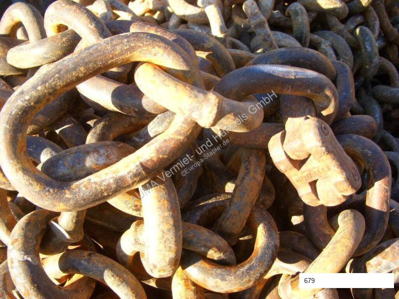 جرار مناولة  (679) Reifenschutzketten / tyre...