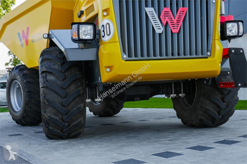 جرار مناولة  DV100