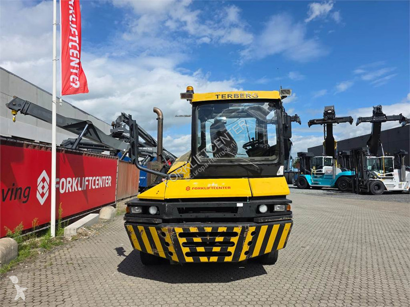 Carrello trattore Terberg RT282 4x4