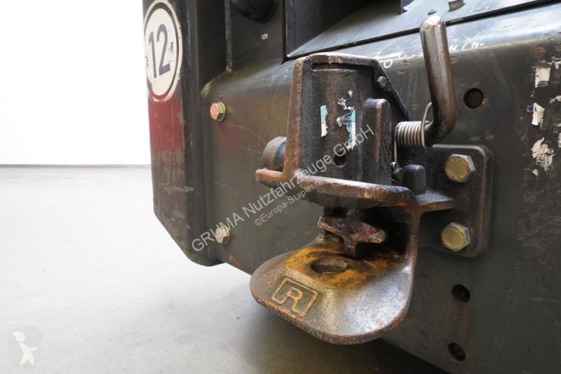 جرار مناولة Linde 127-05
