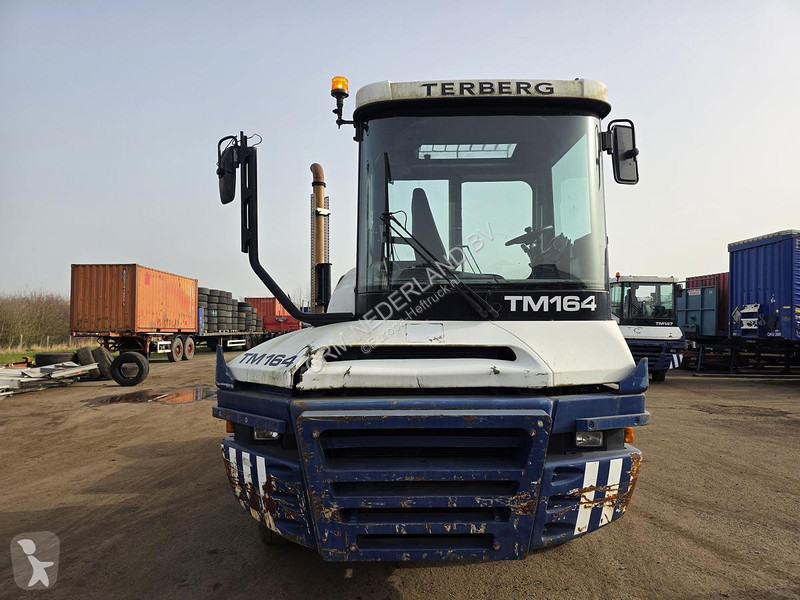 جرار مناولة Terberg | TERMINAL TRACTOR 4X4|...