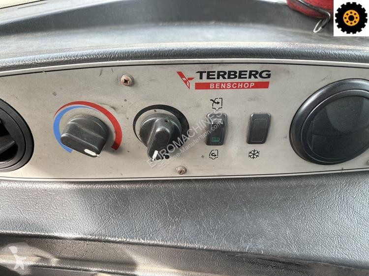 جرار مناولة Terberg