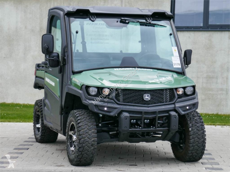 جرار مناولة John Deere XUV865M