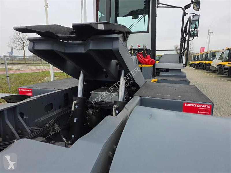 جرار مناولة  E-Truck S2