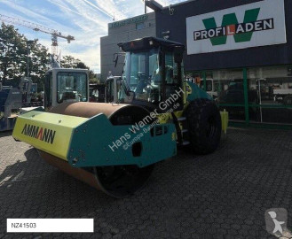 Compactador monocilíndrico Ammann