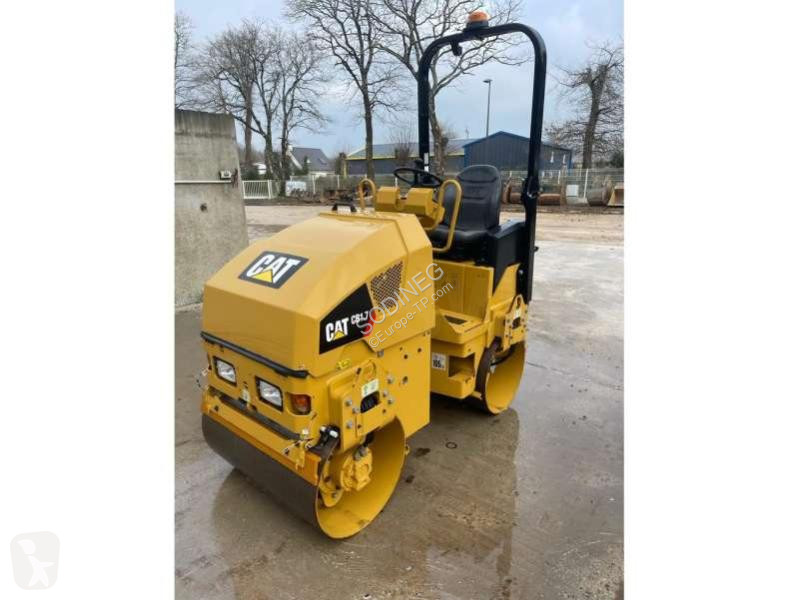 Compactador Caterpillar CB1.7